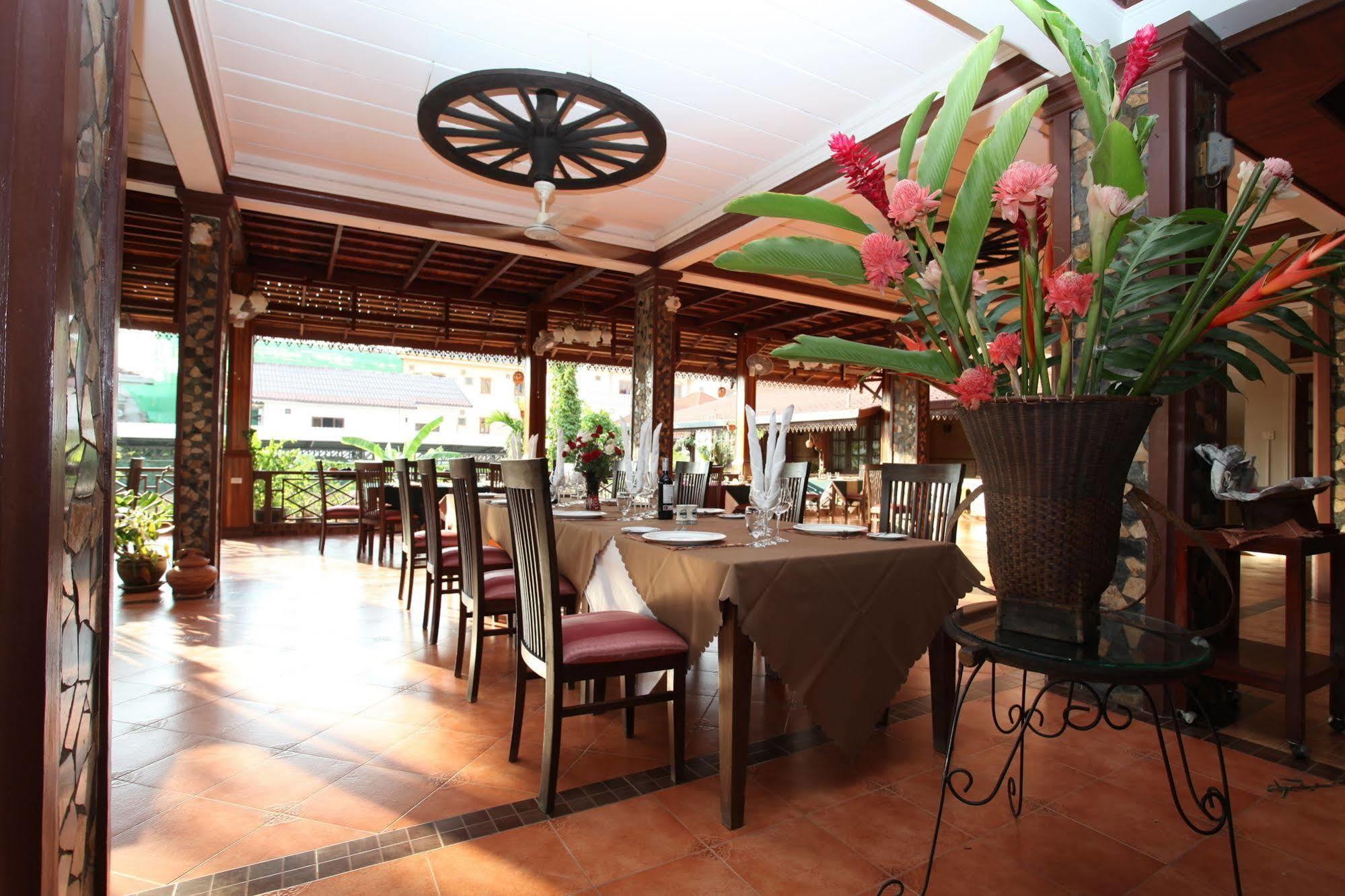 Chandara Boutique Hotel Vientiane Extérieur photo